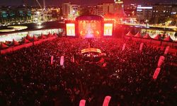 Milli İrade Meydanı dolup taştı