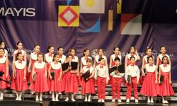 Büyükşehir Çocuk Korosu gururlandırdı