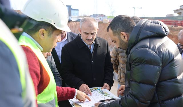 Çiftçi, spor lisesi inşaatını inceledi