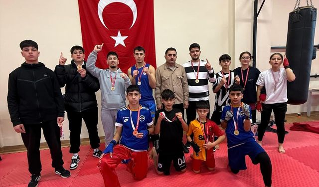 Wushu-KickBox takımından 9 altın ve 2 gümüş madalya