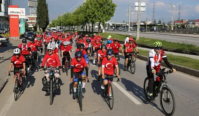 Kocaeli’de 19 Mayıs bisiklet turu ile taçlandı