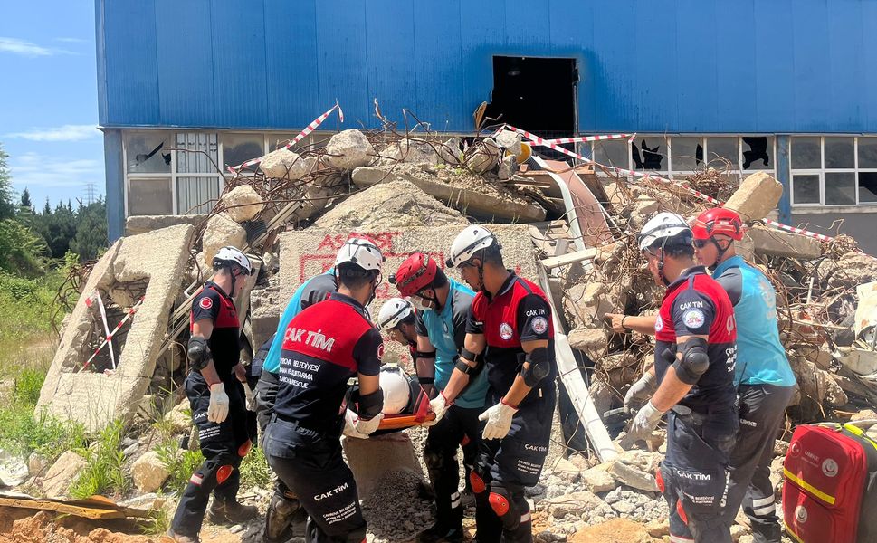 ÇAK-TİM'den başarılı deprem tatbikatı